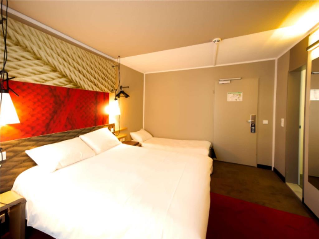 Ibis Koeln Centrum Rum bild